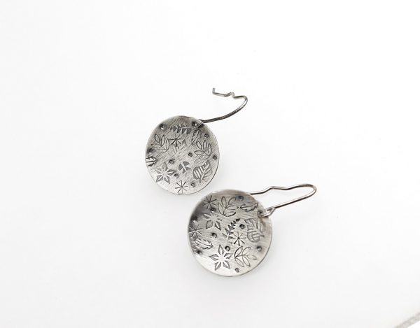 dangle silver earrings with floral stamping